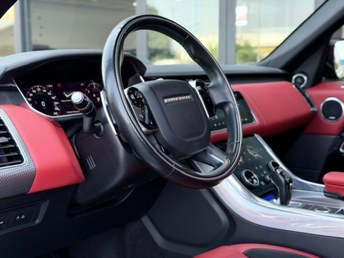 Land Rover Range Rover Sport 3.0D l6 249 CV HSE Dynamic Stealth (13)