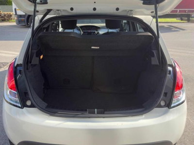 Lancia Ypsilon 1.2 69 CV 5 porte Platinum (18)