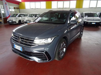 Volkswagen Tiguan 2.0 TDI 150 CV SCR DSG 4MOTION R-Line (7)