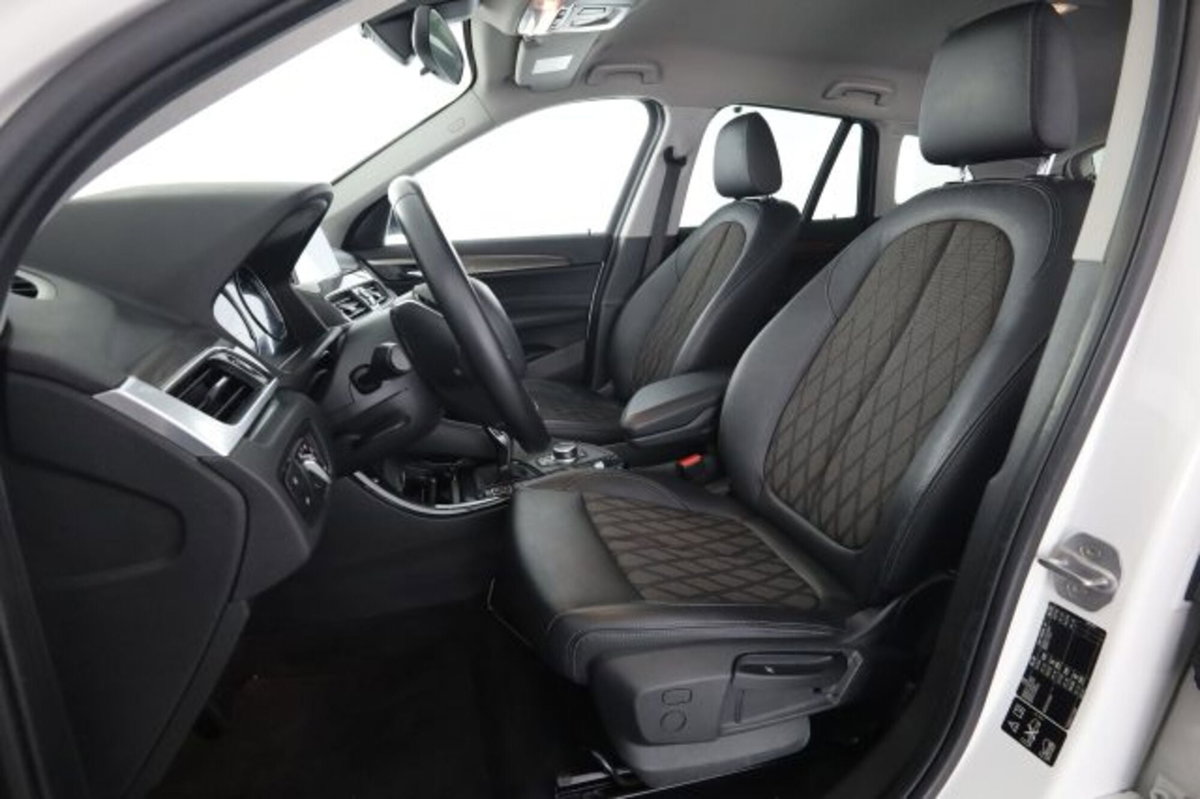 BMW X1 xDrive18d xLine Plus (2)