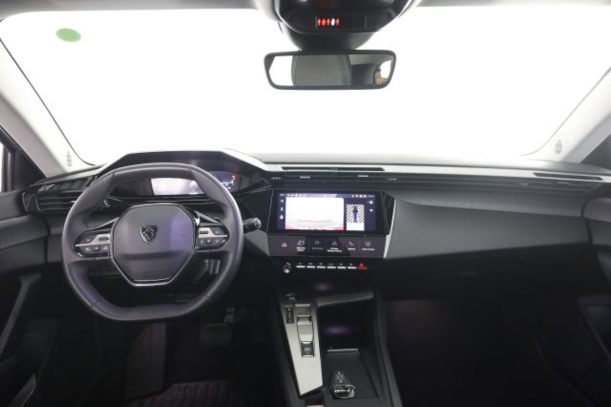 Peugeot 308 PureTech Turbo 130 S&S EAT8 Allure (4)