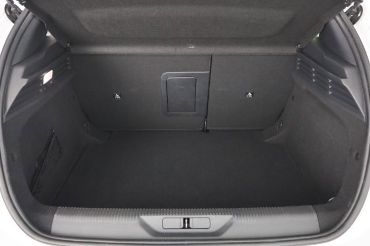 Peugeot 308 PureTech Turbo 130 S&S EAT8 Allure (6)