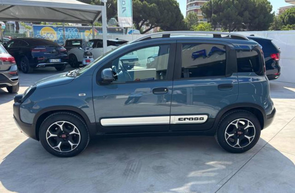Fiat Panda Cross 1.0 firefly hybrid Cross s&s 70cv 5p.ti (3)