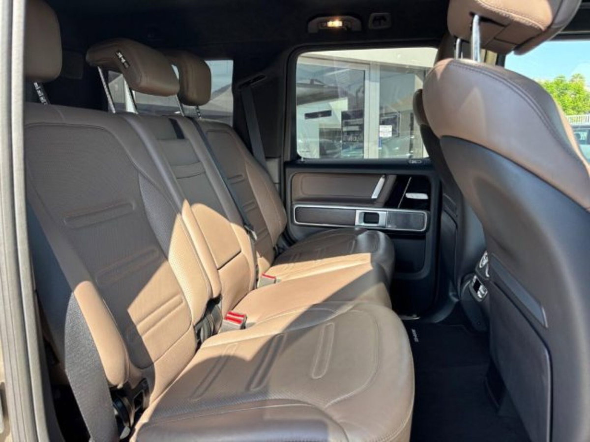 Mercedes-Benz Classe G 400 d Sport (14)
