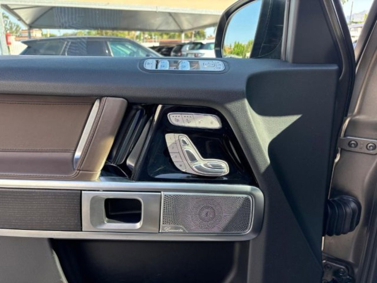 Mercedes-Benz Classe G 400 d Sport (7)