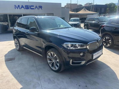 BMW X5 xDrive40d Experience usata