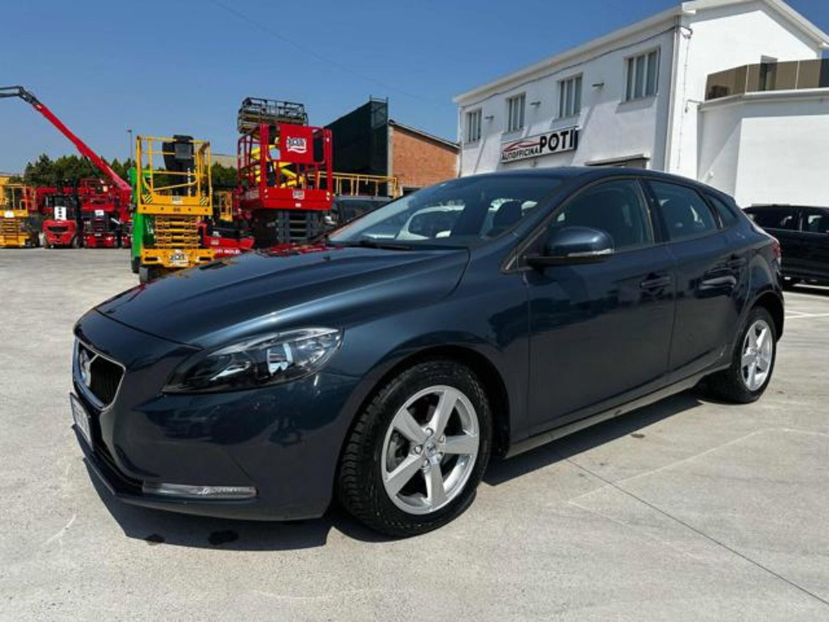 Volvo V40 D2 'eco' Momentum