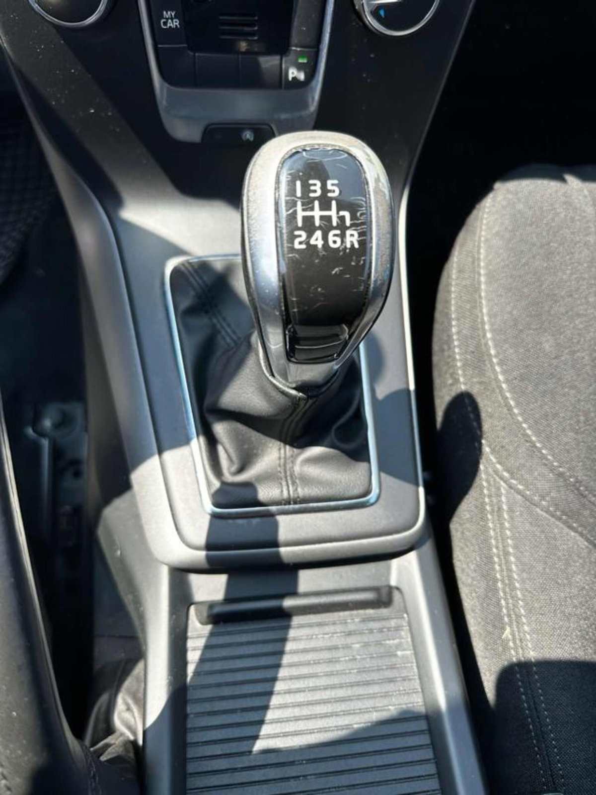 Volvo V40 D2 'eco' Momentum (17)