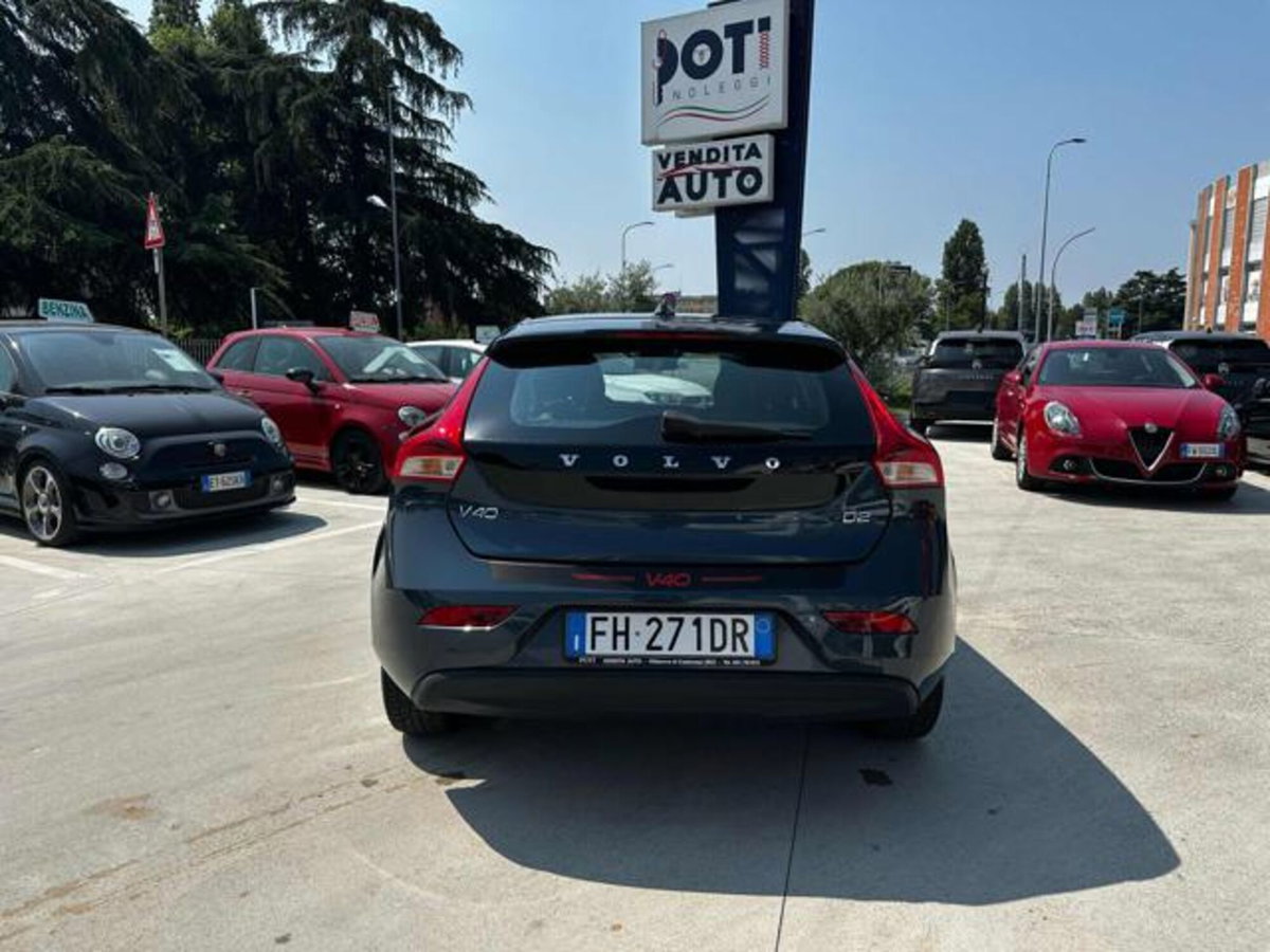 Volvo V40 D2 'eco' Momentum (5)