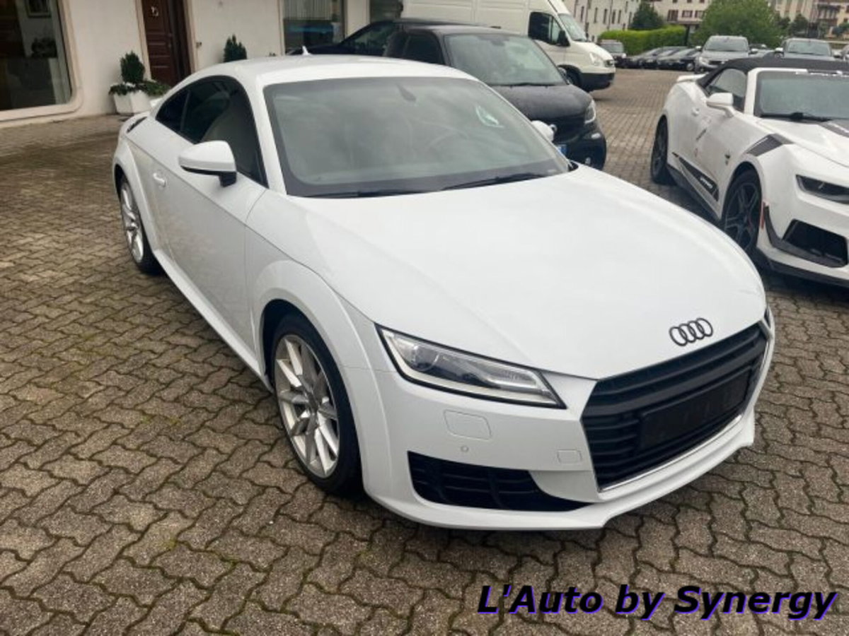 Audi TT Coupé 2.0 TDI ultra S line (2)