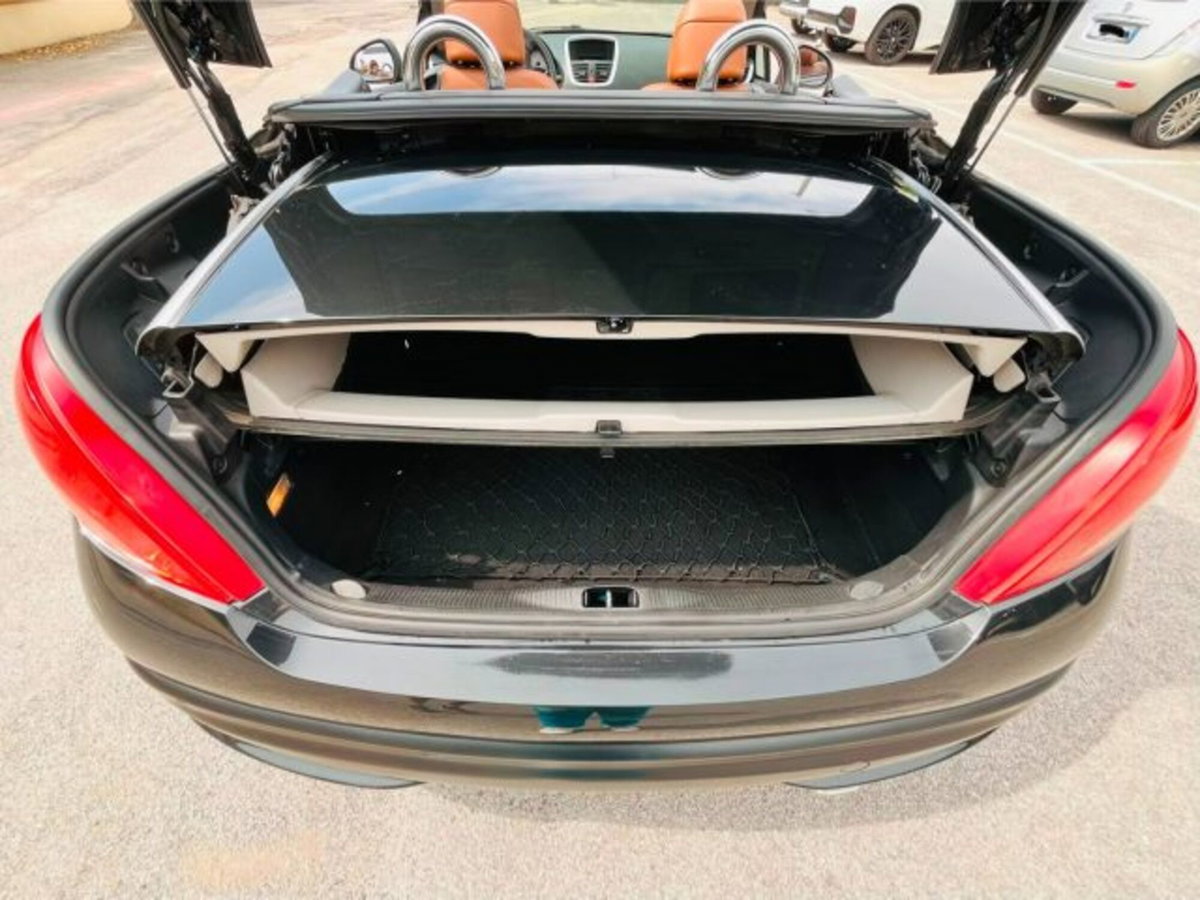 Peugeot 207 Cabrio VTi 120CV CC aut. Féline (10)