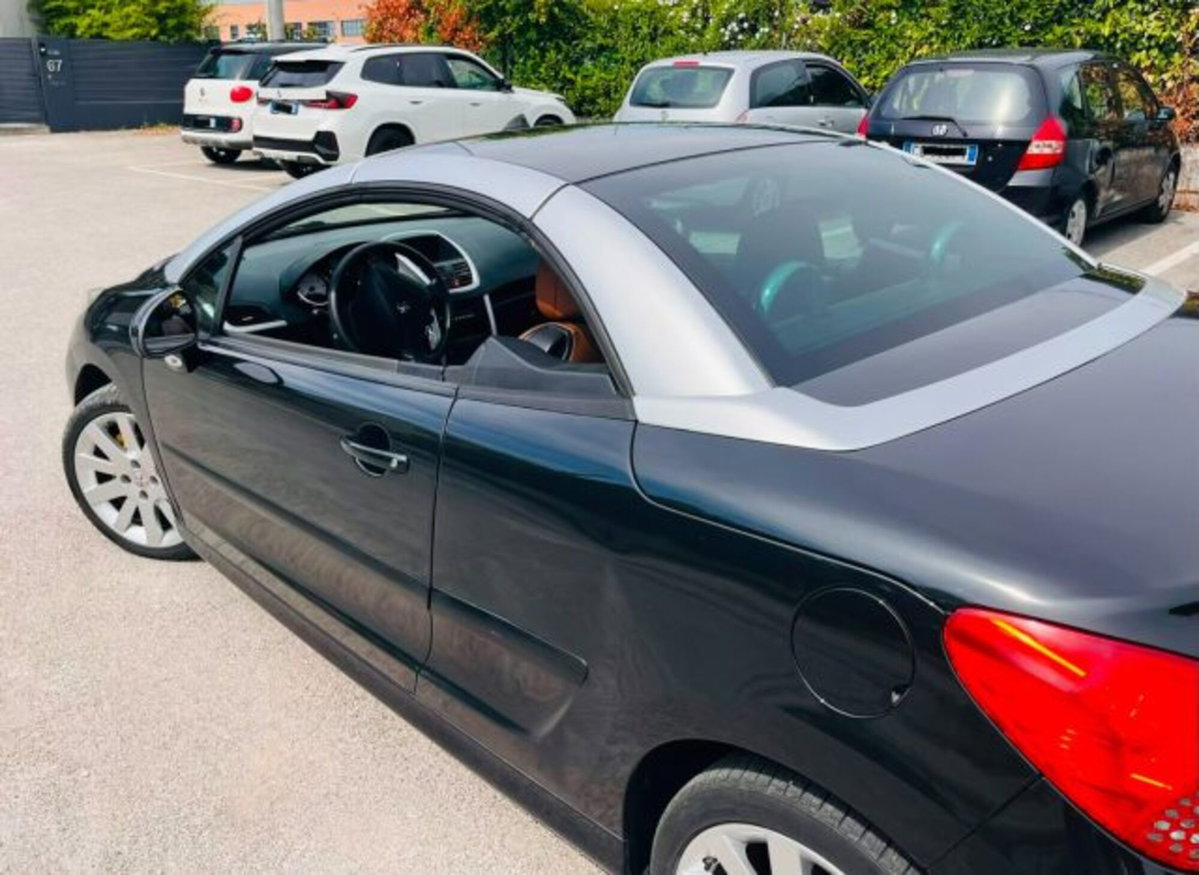 Peugeot 207 Cabrio VTi 120CV CC aut. Féline (19)