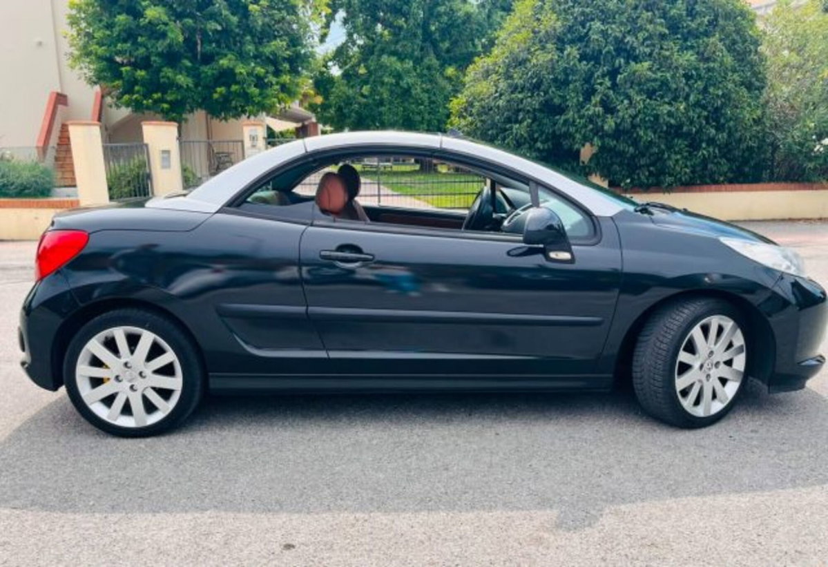 Peugeot 207 Cabrio VTi 120CV CC aut. Féline (20)