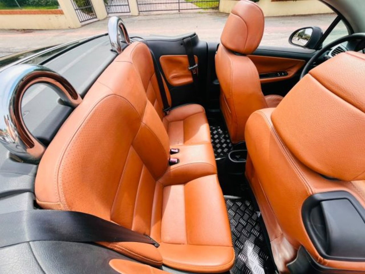 Peugeot 207 Cabrio VTi 120CV CC aut. Féline (8)