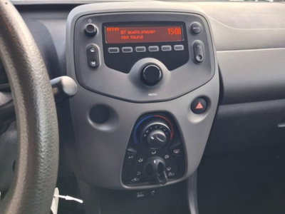 Peugeot 108 72 5 porte Active (14)