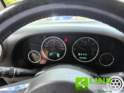 Jeep Wrangler Unlimited 2.8 CRD DPF Sahara (12)