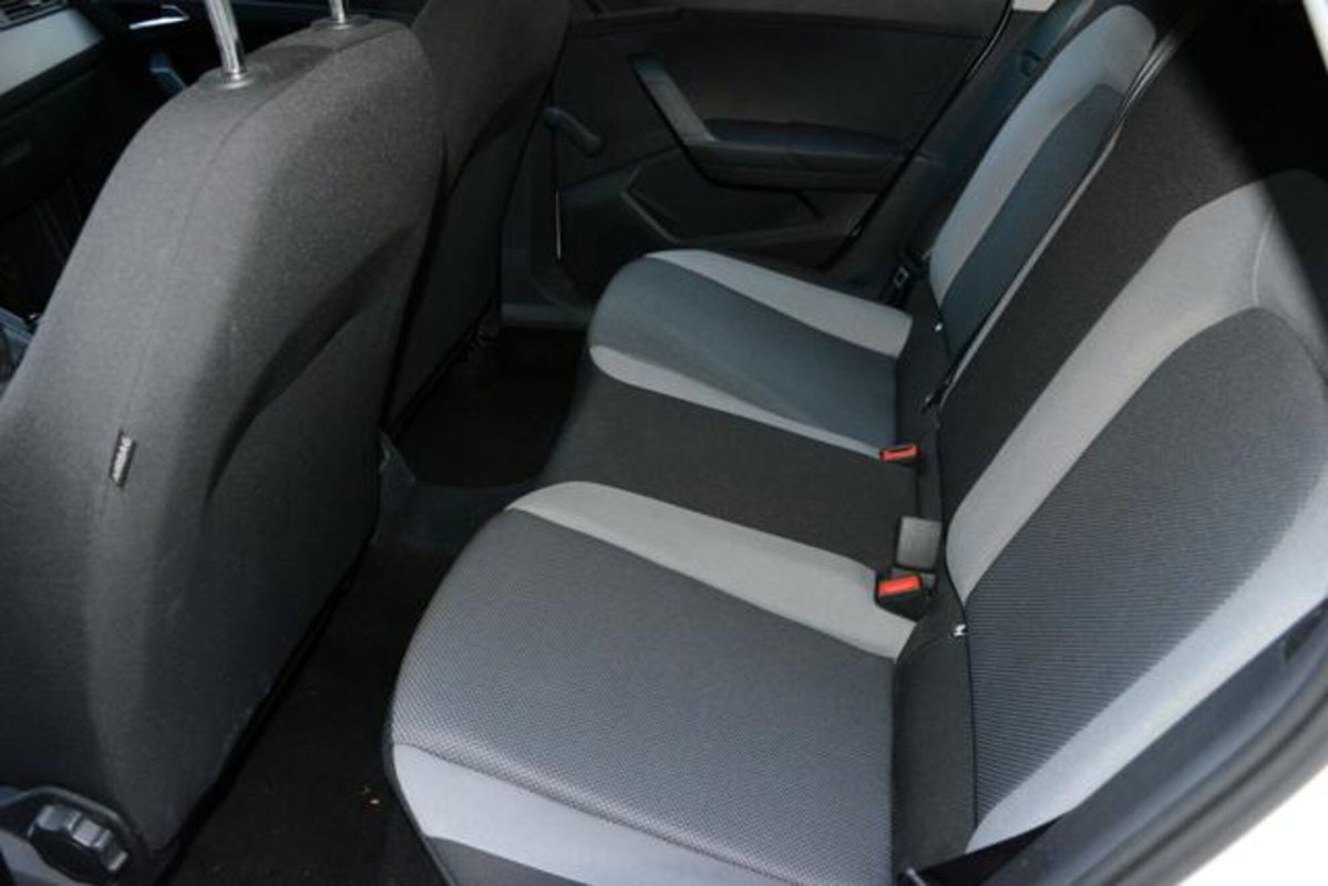 SEAT Ibiza 1.0 TGI 5 porte Style (11)