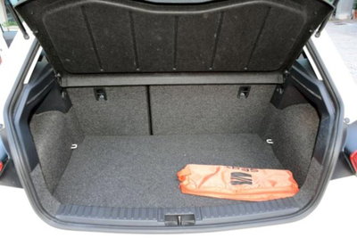 SEAT Ibiza 1.0 TGI 5 porte Style (12)