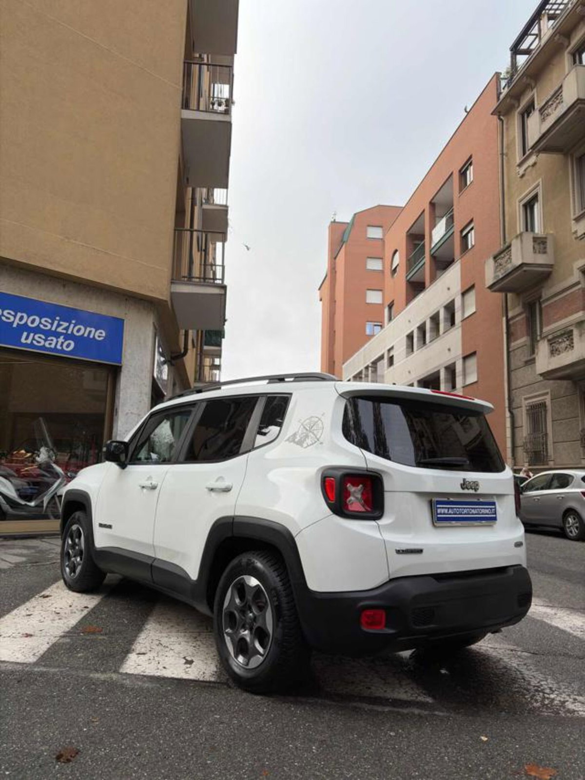 Jeep Renegade 1.6 Mjt 120 CV Longitude (5)