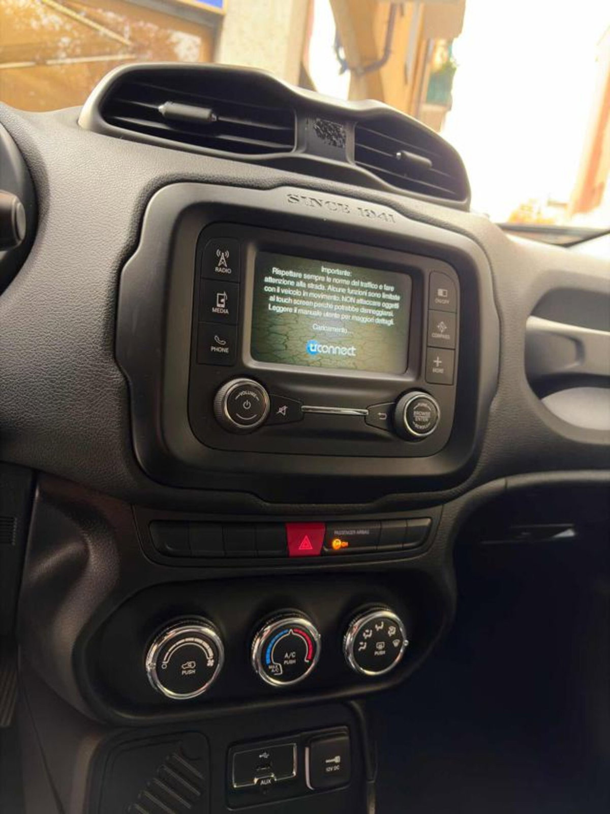 Jeep Renegade 1.6 Mjt 120 CV Longitude (8)