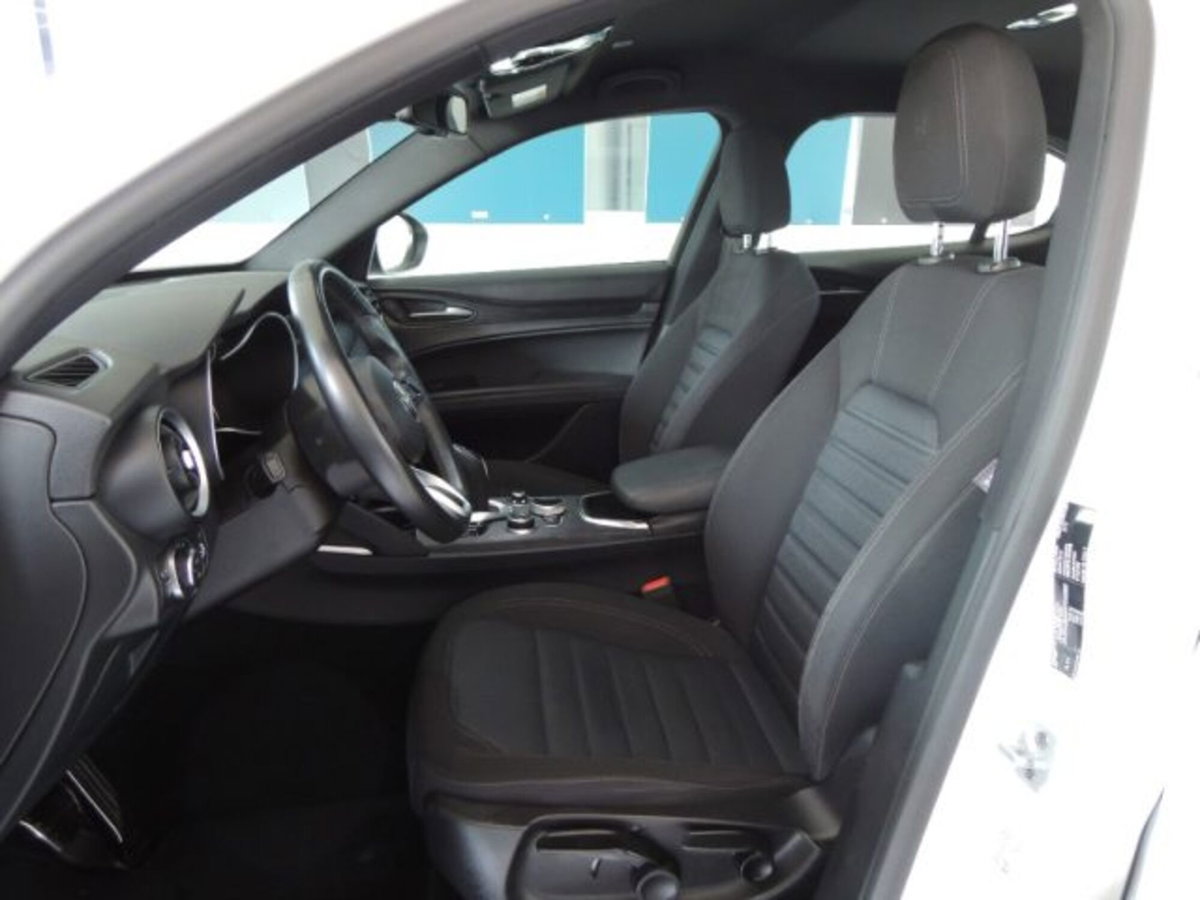 Alfa Romeo Stelvio Stelvio 2.2 Turbodiesel 160 CV AT8 RWD Super Business (7)