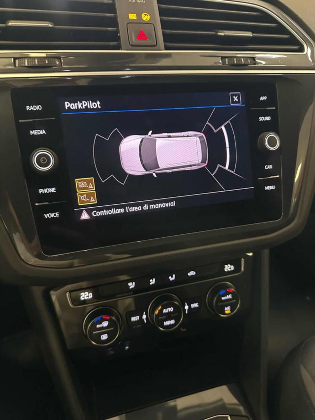 Volkswagen Tiguan Allspace 2.0 tdi R-Line 150cv dsg (10)