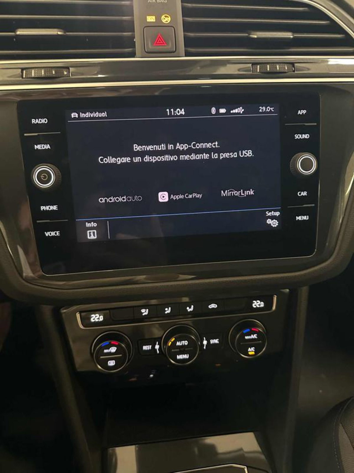 Volkswagen Tiguan Allspace 2.0 tdi R-Line 150cv dsg (11)
