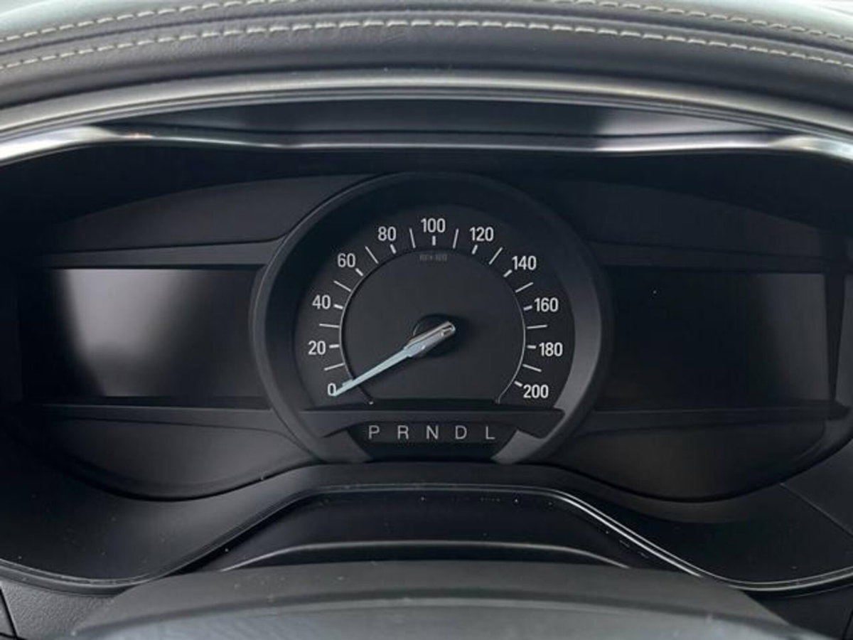 Ford Mondeo Station Wagon Full Hybrid 2.0 187 CV eCVT SW Vignale (18)