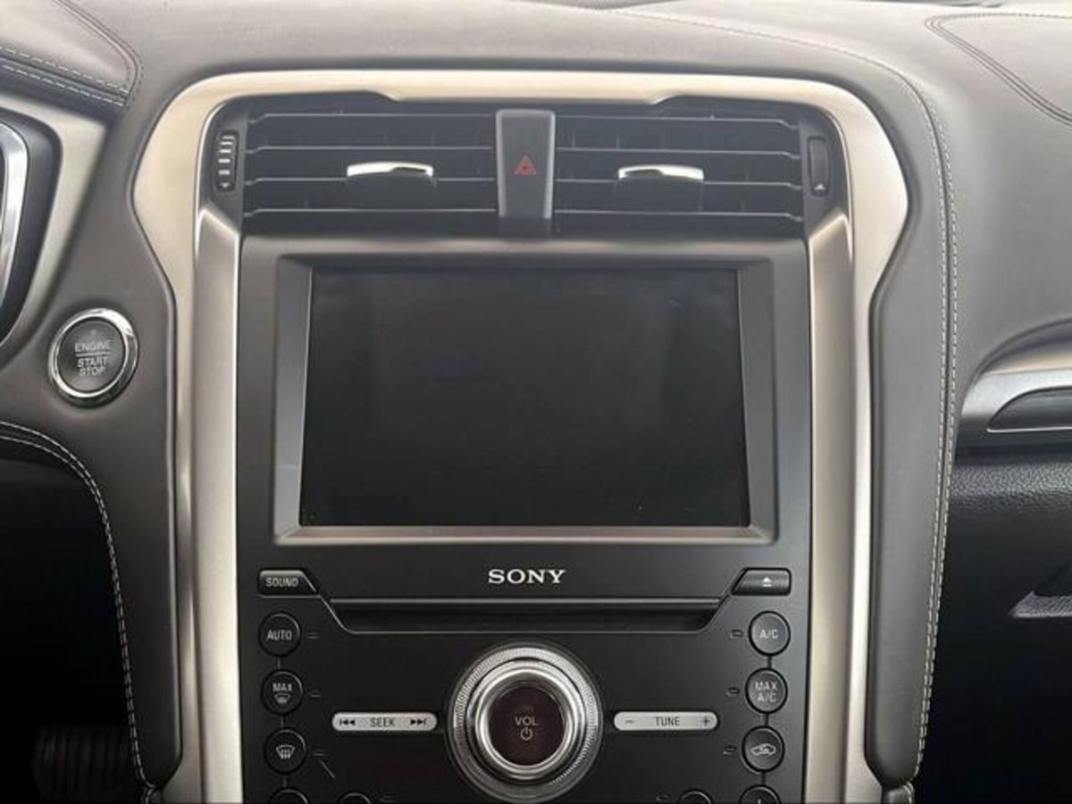 Ford Mondeo Station Wagon Full Hybrid 2.0 187 CV eCVT SW Vignale (20)