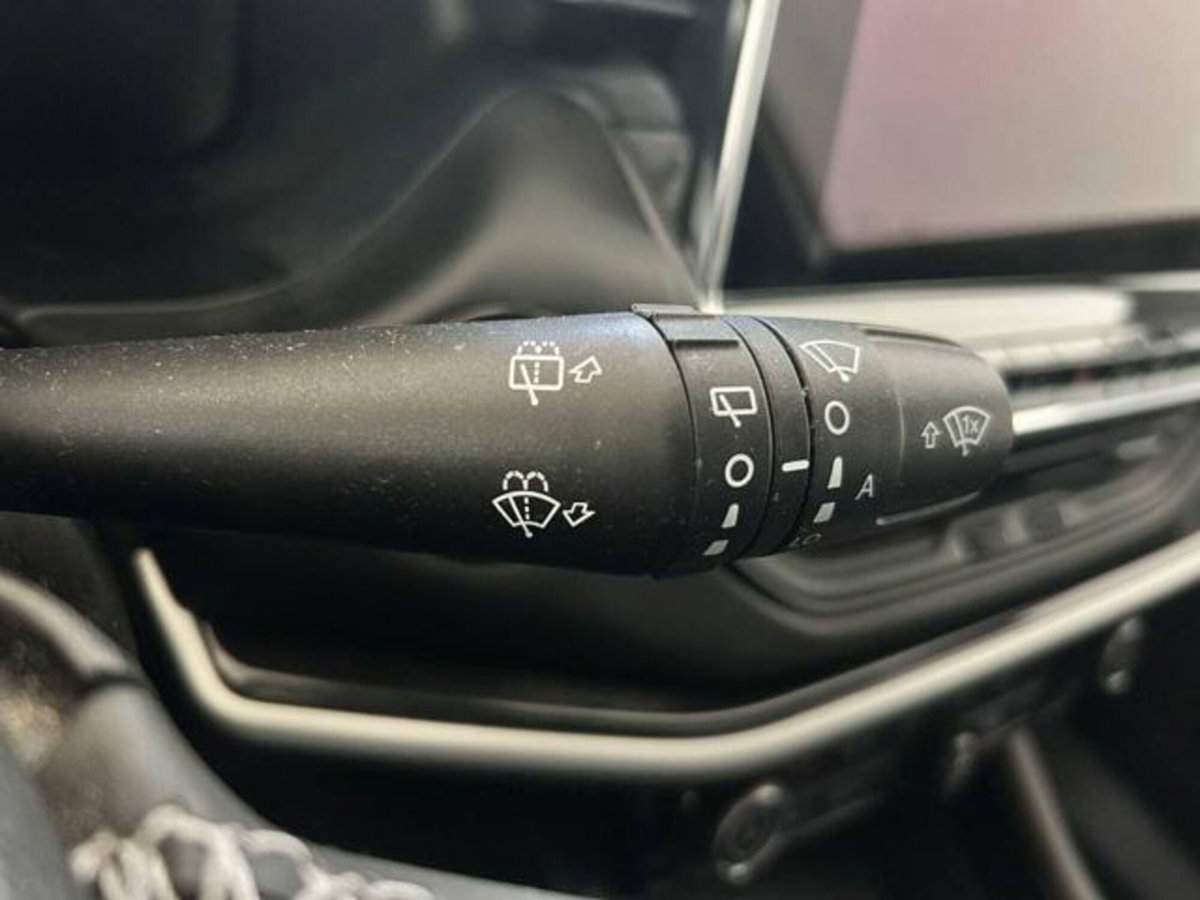 Jeep Compass 1.3 T4 190CV PHEV AT6 4xe 80° Anniversario (16)