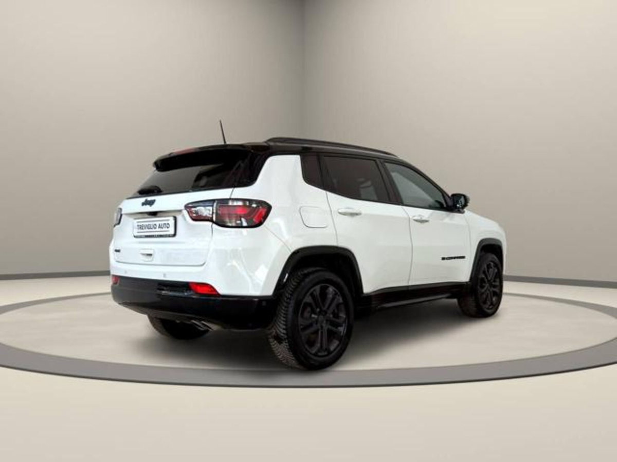 Jeep Compass 1.3 T4 190CV PHEV AT6 4xe 80° Anniversario (5)