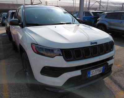 Jeep Compass 1.3 T4 190CV PHEV AT6 4xe 80° Anniversario (3)