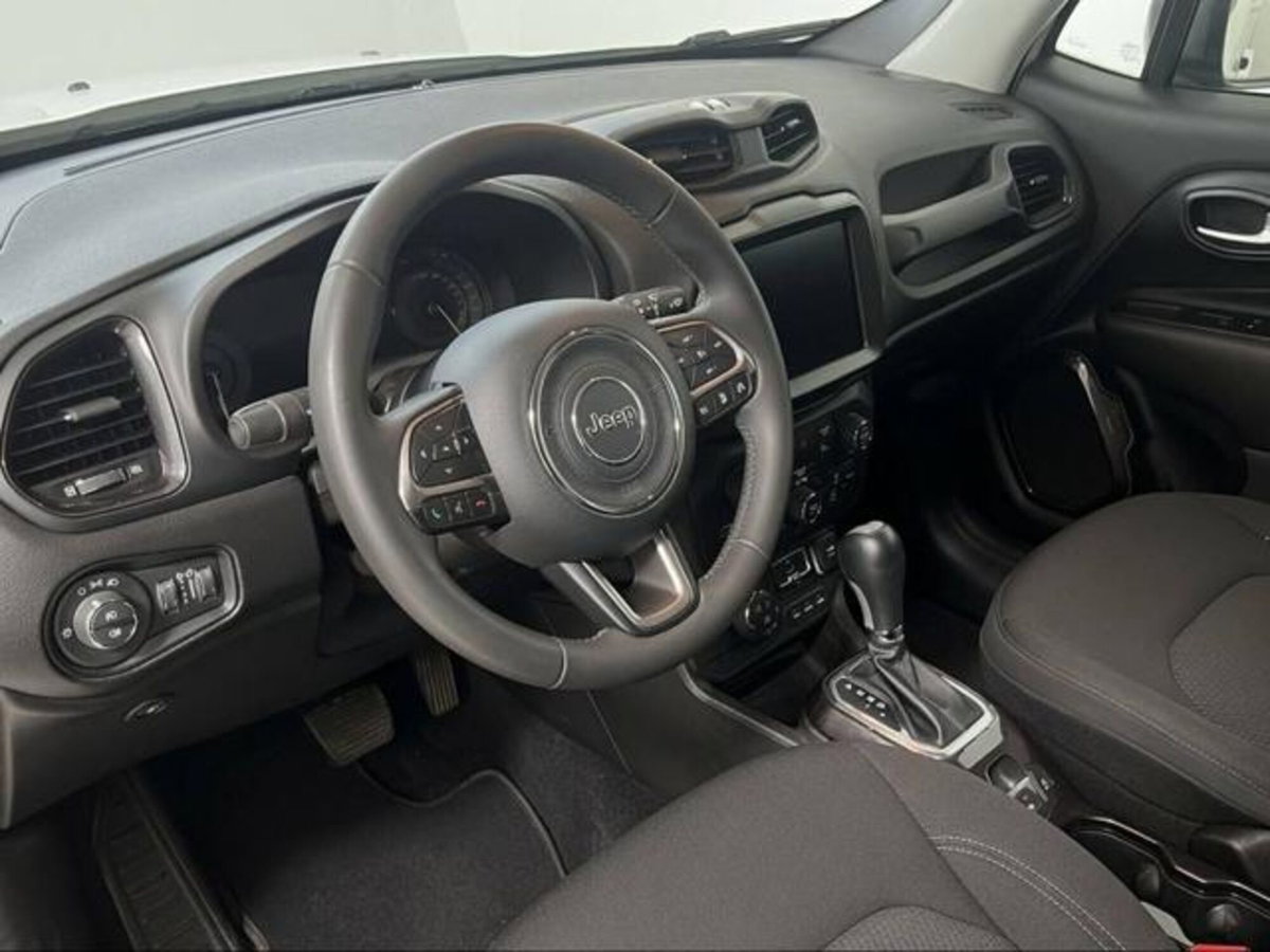 Jeep Renegade 1.3 T4 190CV PHEV 4xe AT6 Limited (18)
