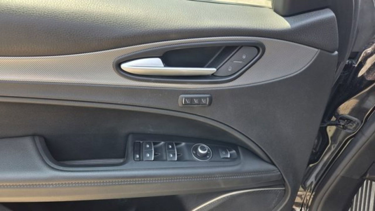 Alfa Romeo Stelvio Stelvio 2.2 Turbodiesel 210 CV AT8 Q4 Veloce (19)