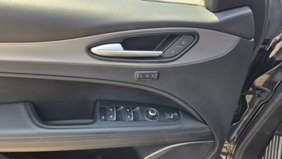 Alfa Romeo Stelvio Stelvio 2.2 Turbodiesel 210 CV AT8 Q4 Veloce (19)