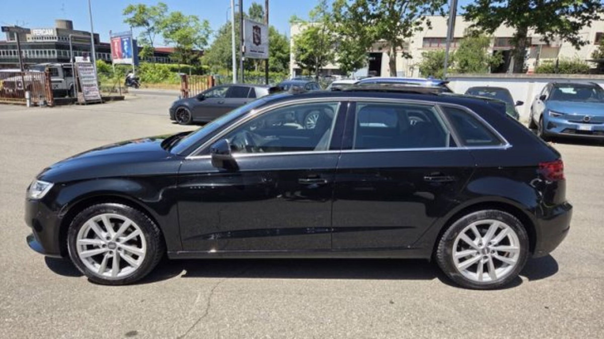 Audi A3 Sportback 30 g-tron S tronic Business (3)