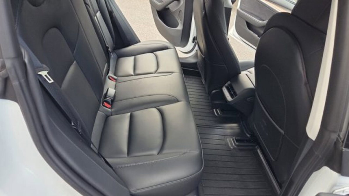 Tesla Model 3 Model 3 Long Range Dual Motor AWD (11)