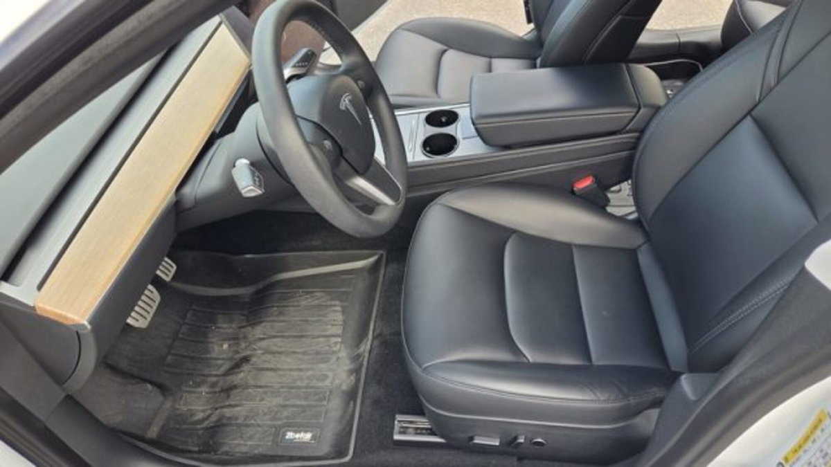 Tesla Model 3 Model 3 Long Range Dual Motor AWD (17)