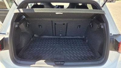 Volkswagen Golf 2.0 TDI 150 CV DSG SCR R-Line (12)