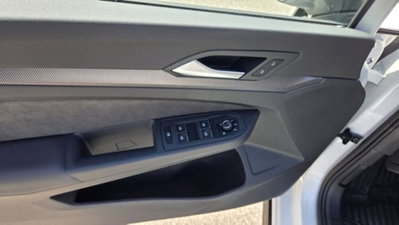 Volkswagen Golf 2.0 TDI 150 CV DSG SCR R-Line (15)