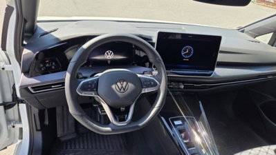 Volkswagen Golf 2.0 TDI 150 CV DSG SCR R-Line (17)