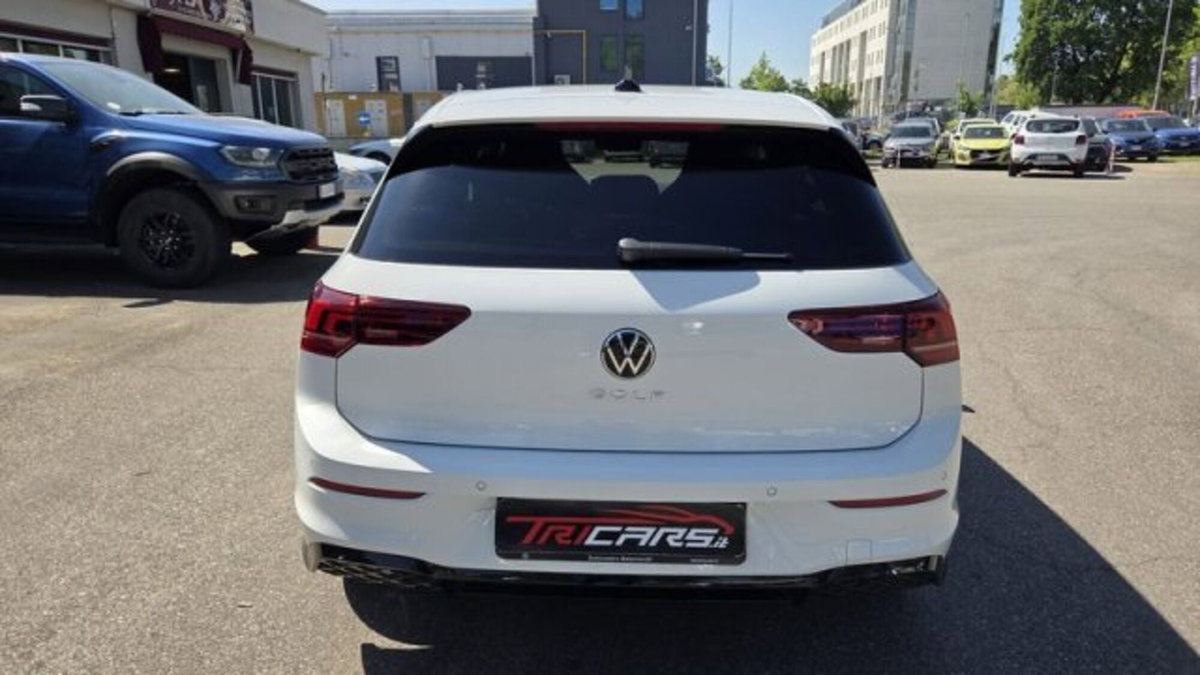 Volkswagen Golf 2.0 TDI 150 CV DSG SCR R-Line (4)