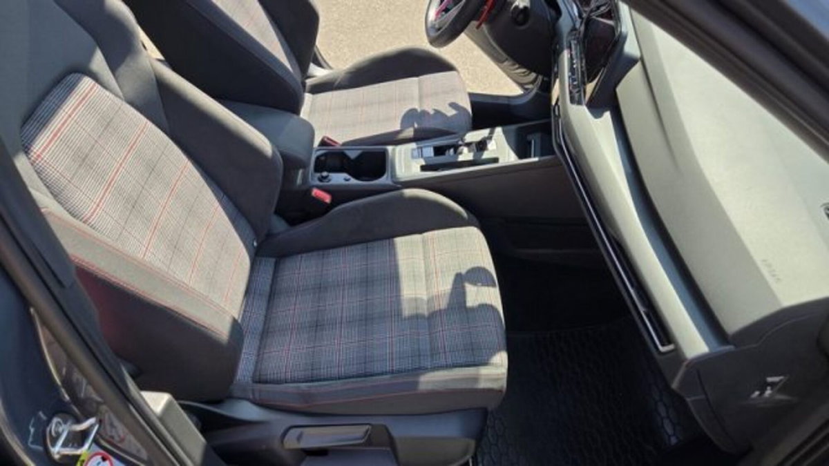 Volkswagen Golf 2.0 tsi GTI MT Ultimate 245cv (20)