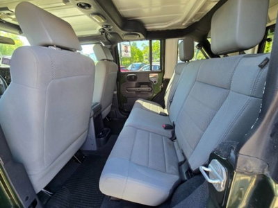 Jeep Wrangler Unlimited 2.8 CRD Rubicon (12)