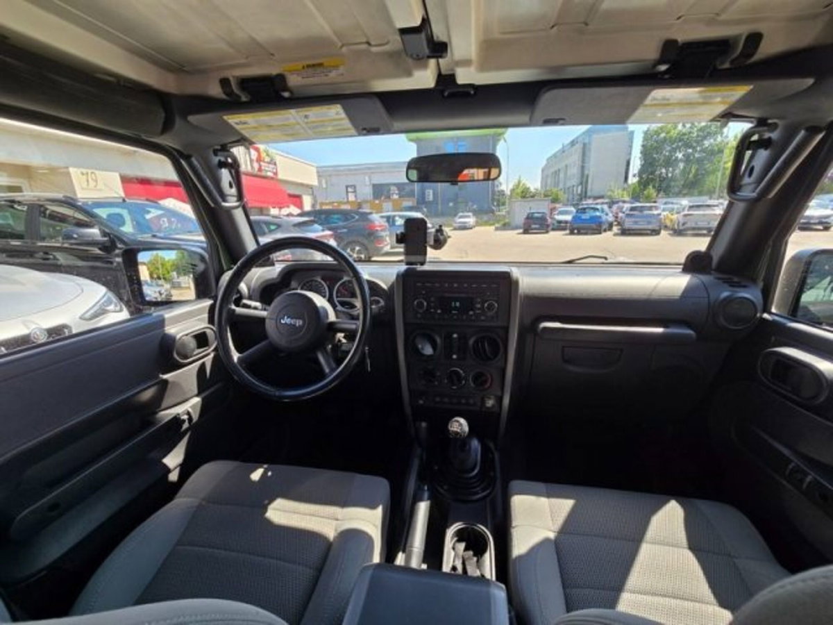Jeep Wrangler Unlimited 2.8 CRD Rubicon (17)