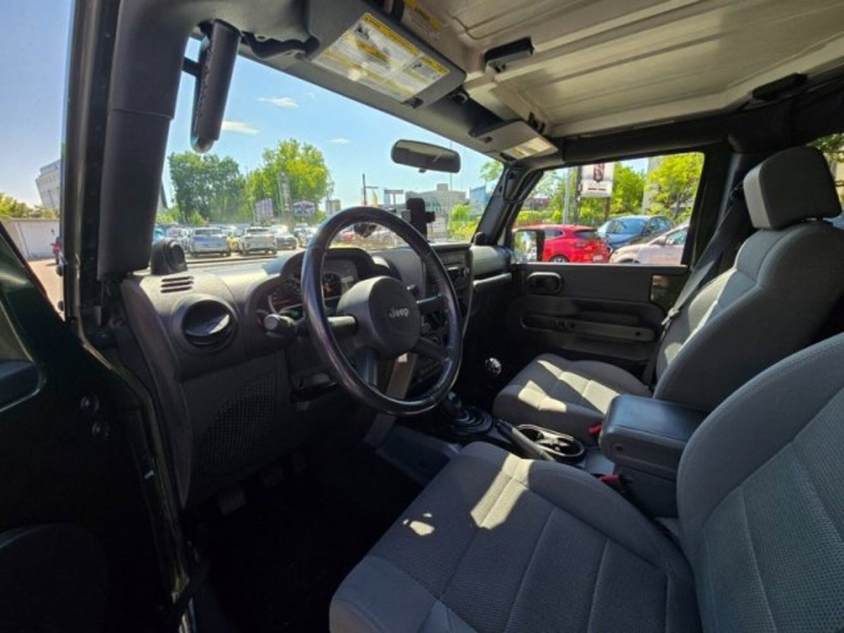 Jeep Wrangler Unlimited 2.8 CRD Rubicon (8)