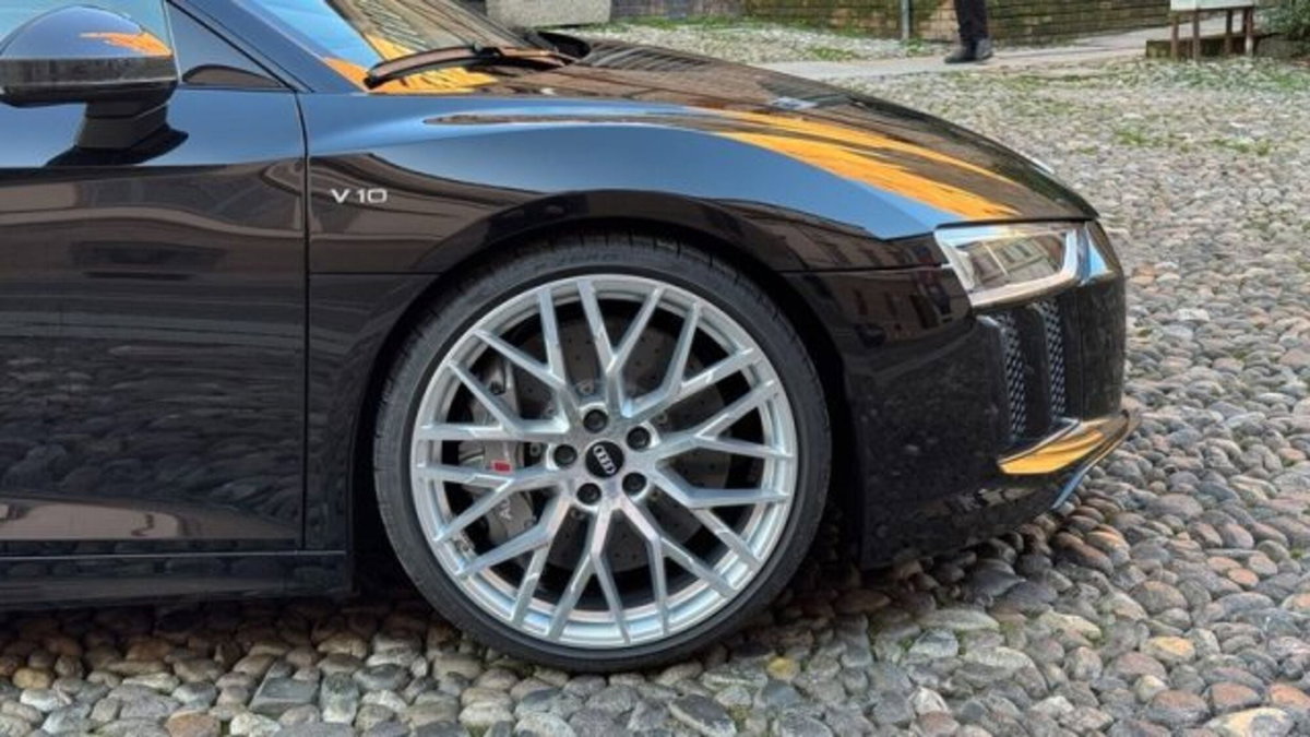 Audi R8 Coupé 5.2 FSI quattro S tronic plus (8)