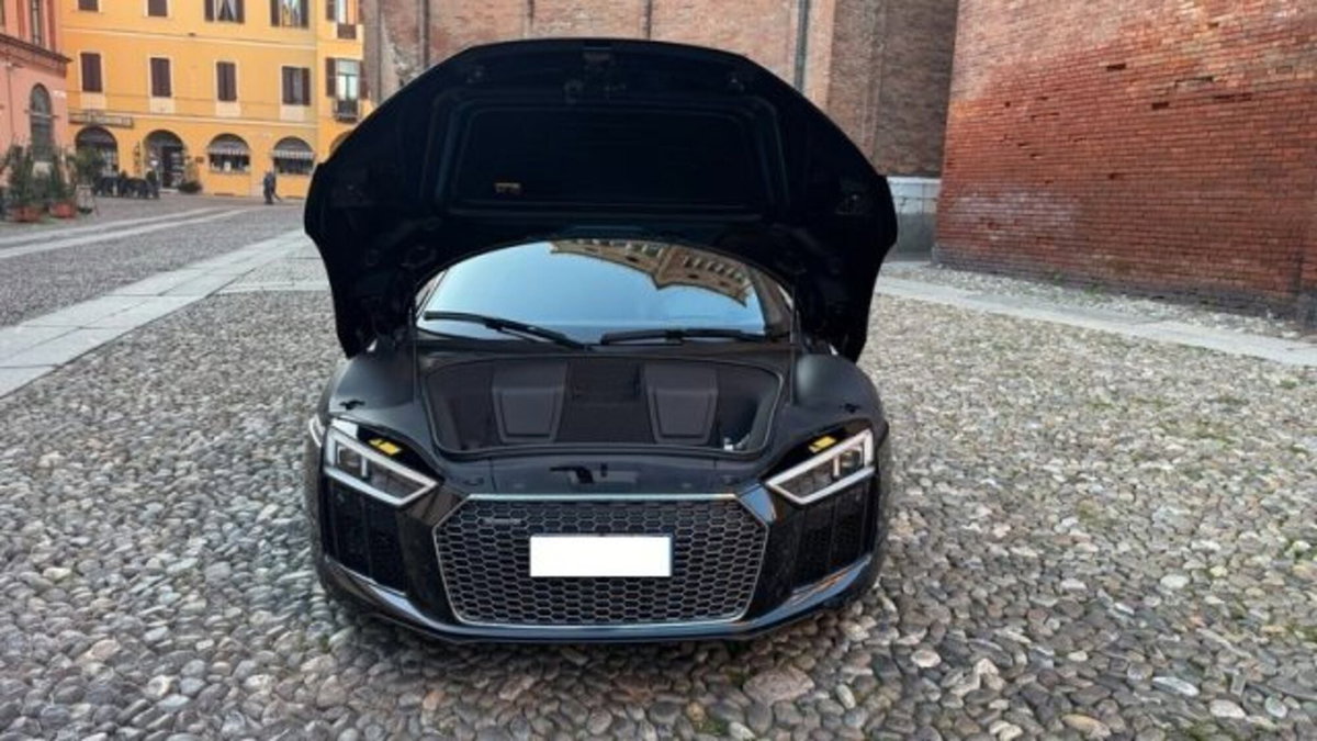 Audi R8 Coupé 5.2 FSI quattro S tronic plus (9)