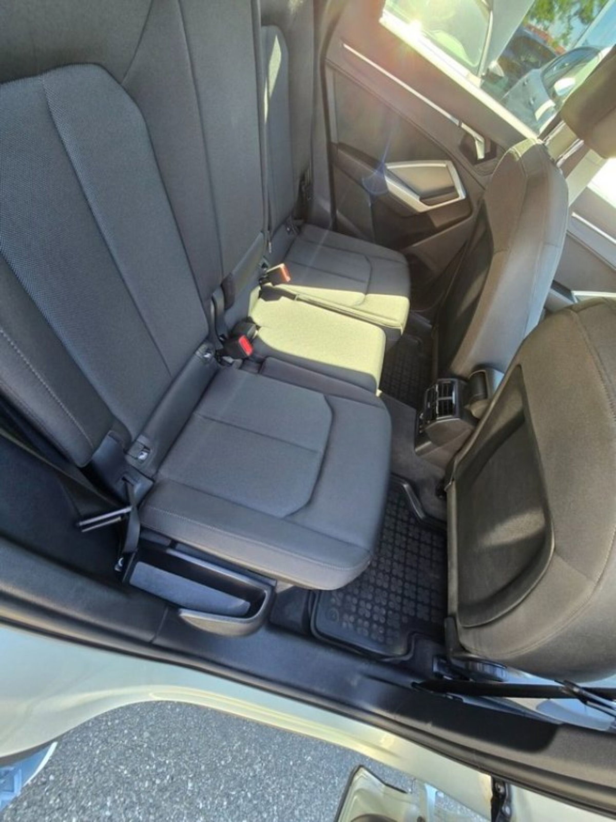 Audi Q3 Sportback 35 TDI quattro S tronic S line edition (17)