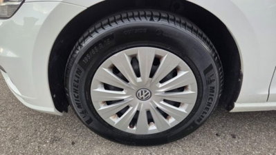 Volkswagen Golf 1.0 TSI 85 CV 5p. Trendline BlueMotion Technology (10)